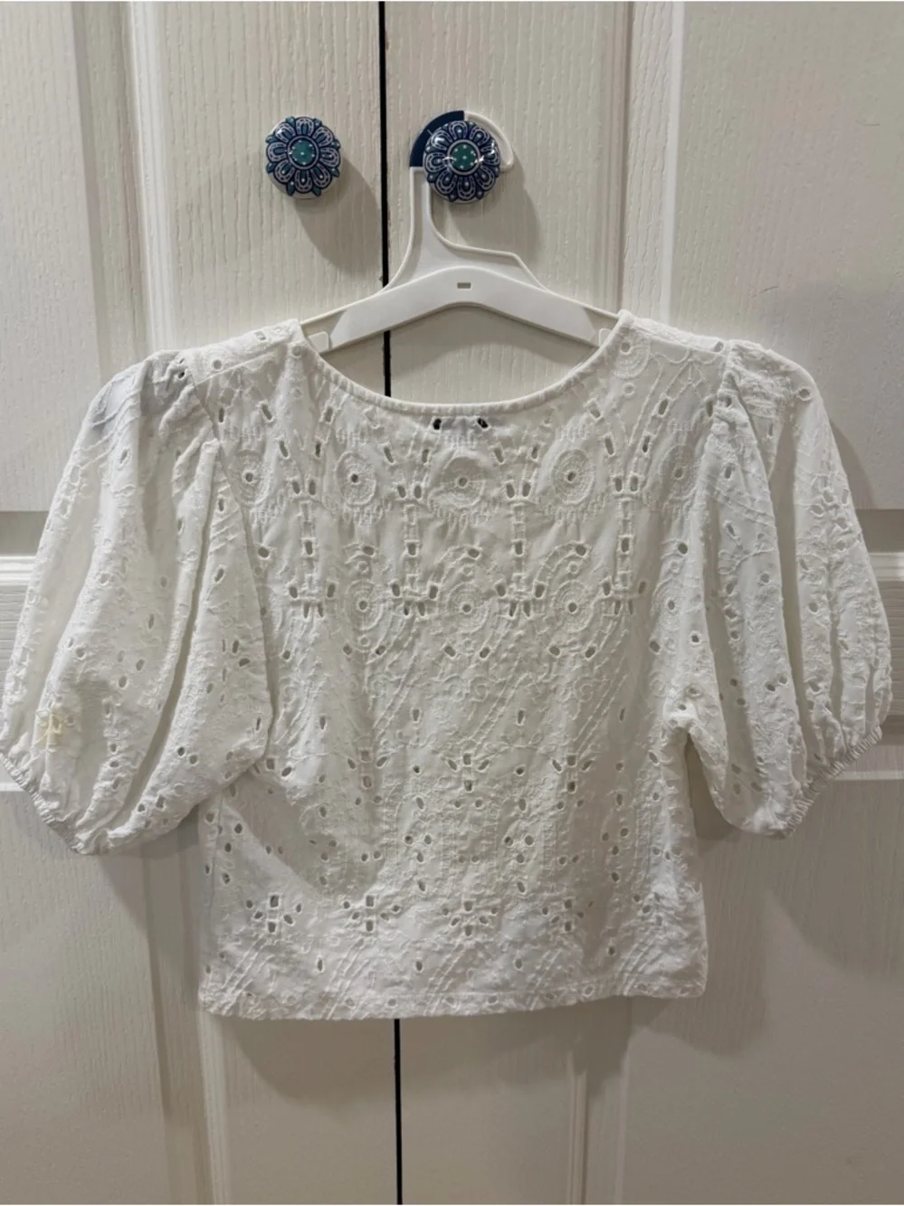 Zara White Eyelet Puff Sleeve Blouse